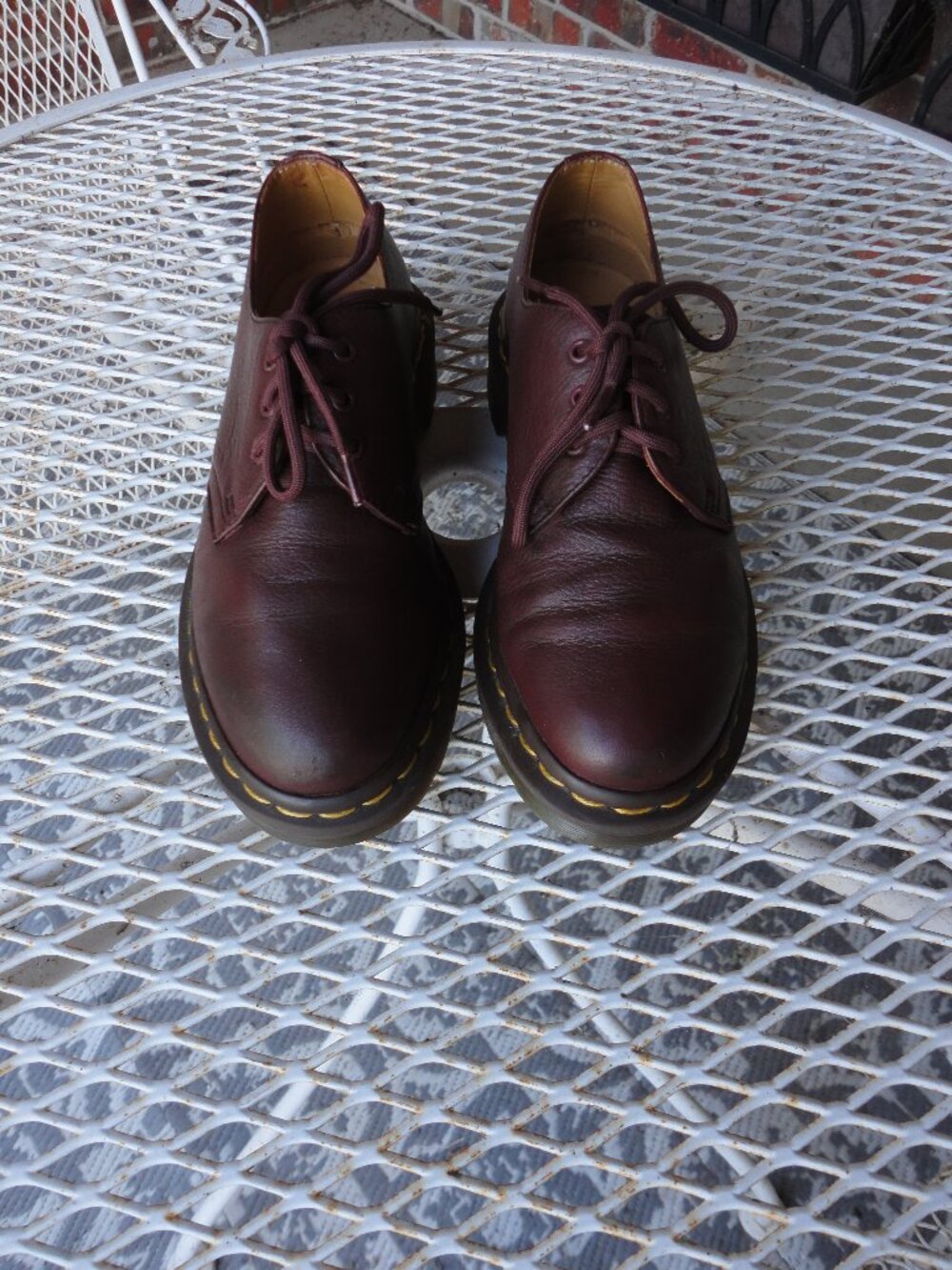 DR MARTENS Red Leather Women's Lace Up Oxford Shoes Size 6